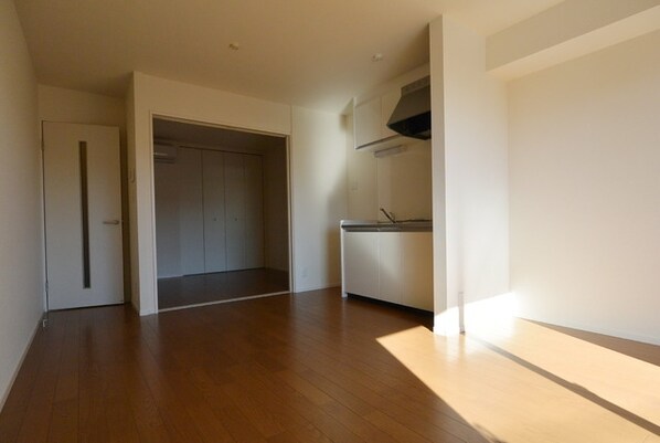 ウィステリア世田谷の物件内観写真